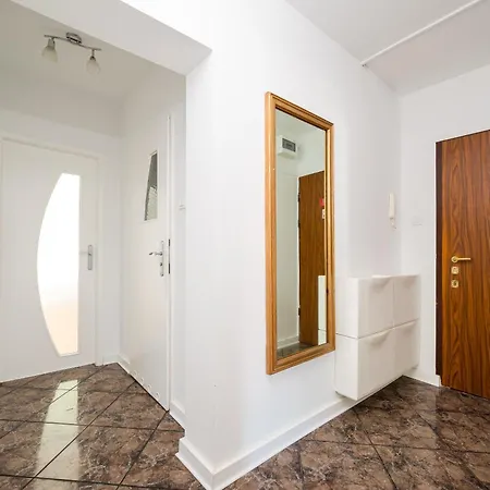 Comfort By Bookinghost Apartamento Varsóvia