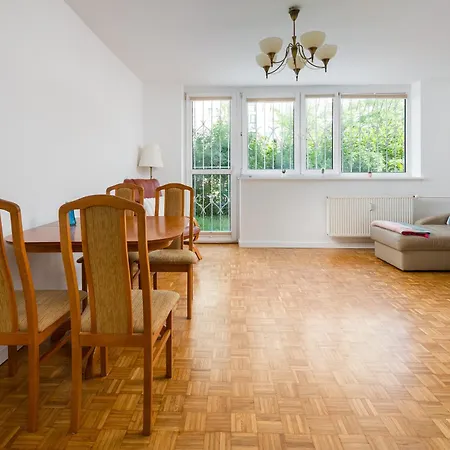 Comfort By Bookinghost Apartamento